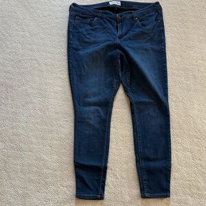 Molly and Isadora Classic Blue Women's Jeans inseam 29 inches